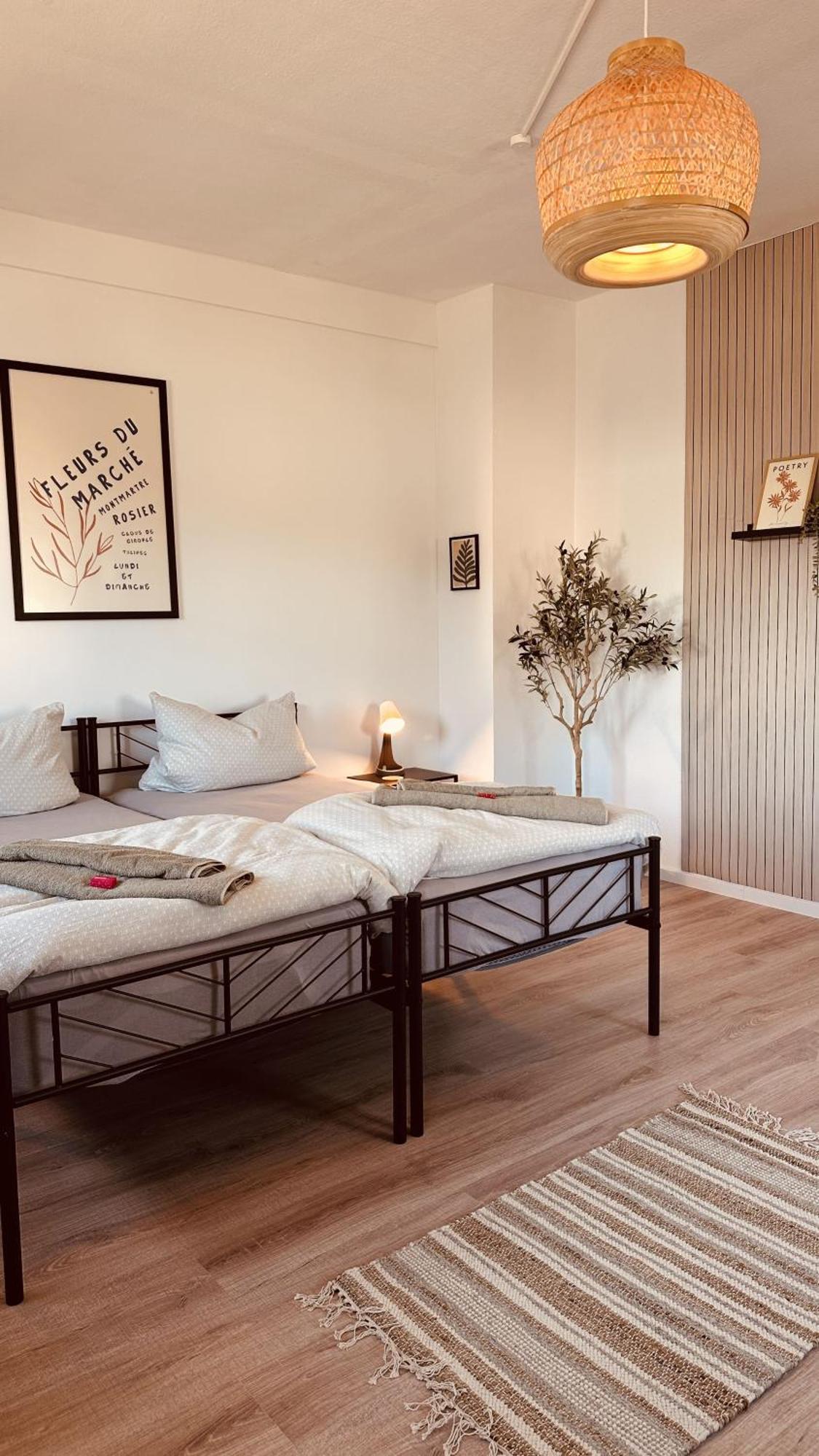 Apartment Mit Netflix - Parken - Kueche - Bad Weiden in der Oberpfalz Exterior photo